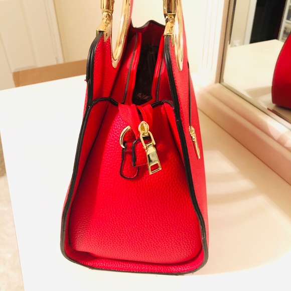 Red handbag - Picture 4 of 6